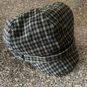 Plaid Black and Gray Women's Cabbie Hat